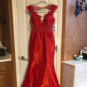 Ellie Wilde Prom Dress - Mon Cheri